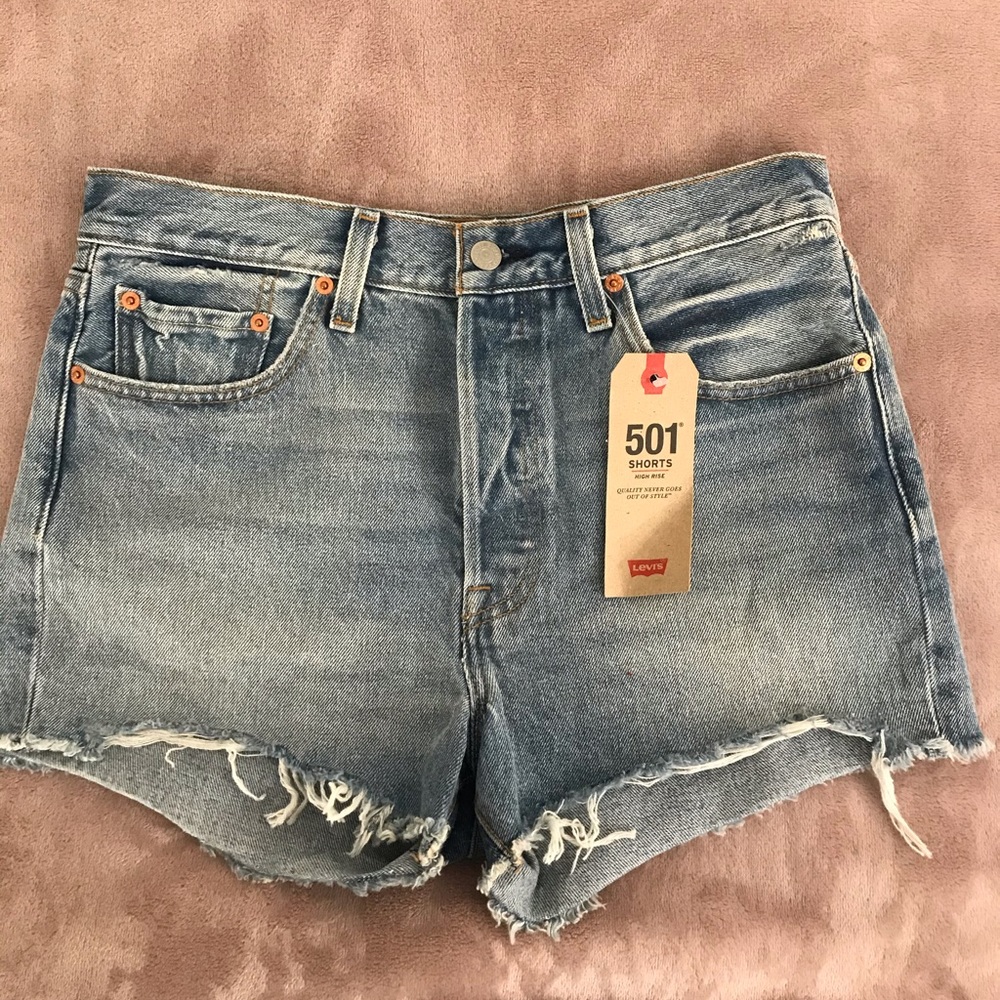 Levi 501 High Rose Shorts